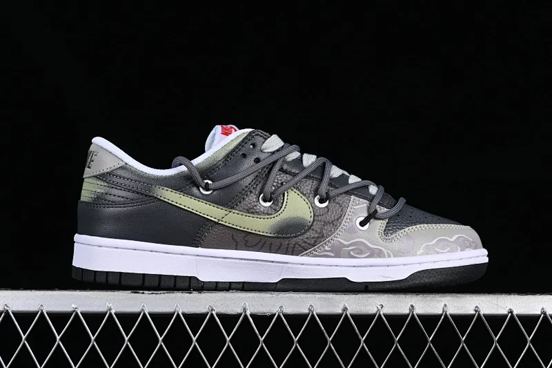 All Categories Nk SB Dunk Series Nk SB Dunk Low Low-top sneakers Nk Dunk Low Panda Prank-Moon Deconstruction Workwear style SB strap low-top casual sneakers FB3354-001